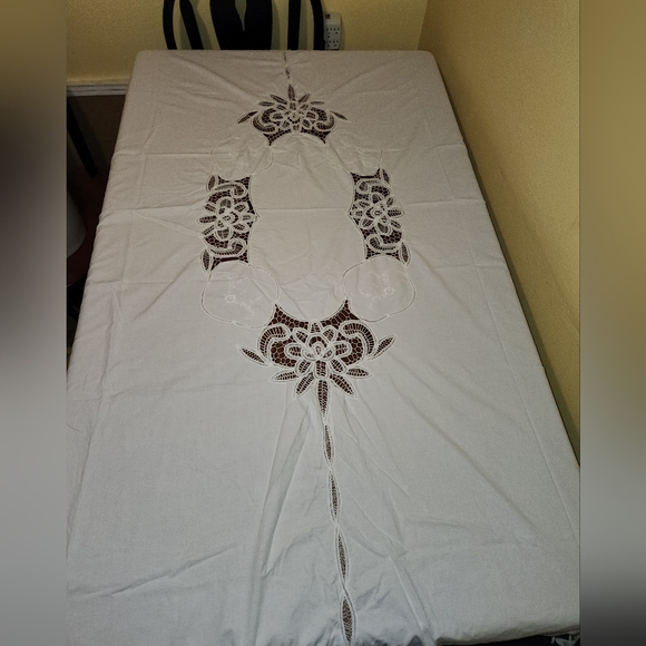 Vintage Large Rectangular Battenburg Lace Tablecloth - Picture 1 of 12